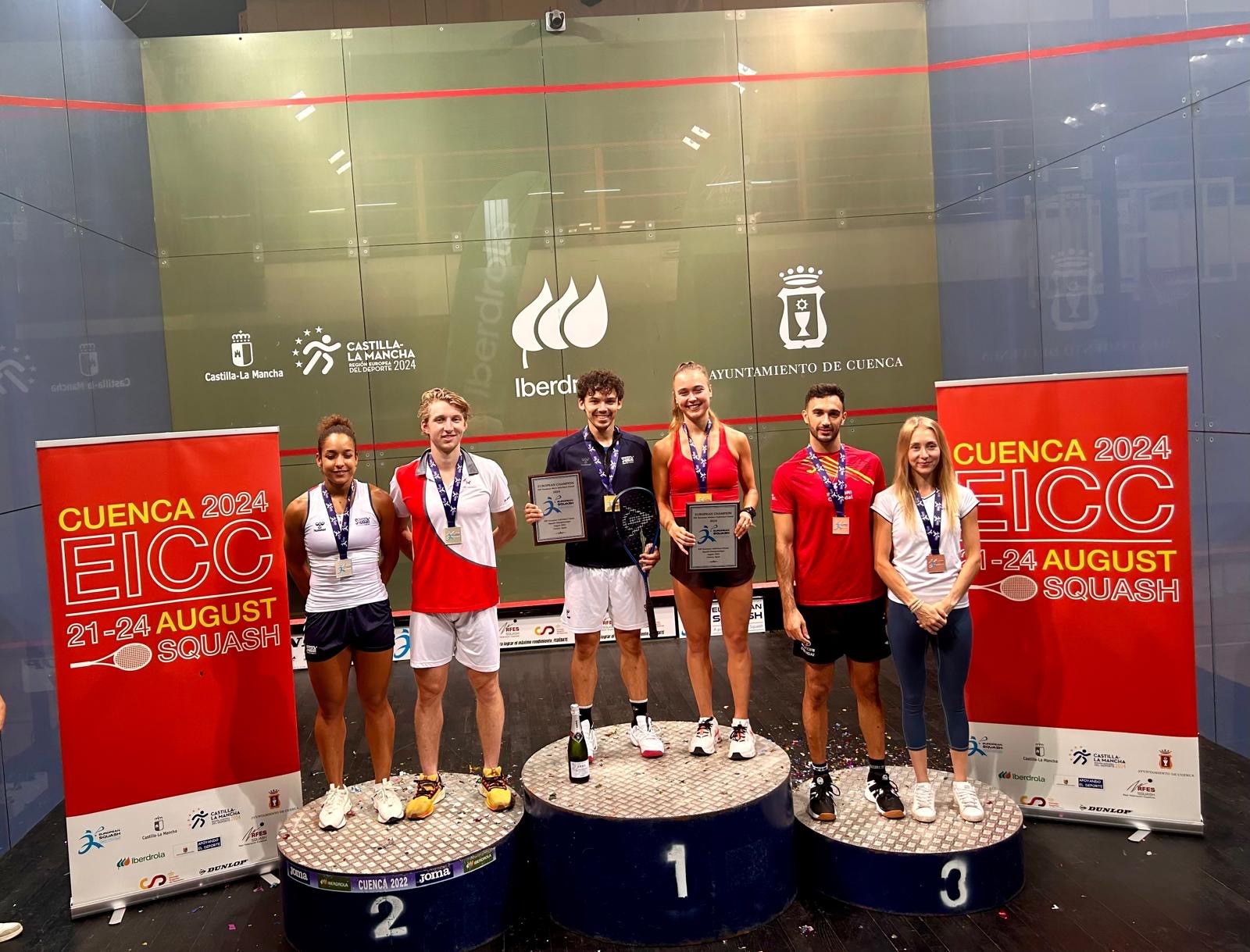 Les médaillés hommes et femmes du Championnat d'Europe individuel 2024 sur le podium à Cuenca
